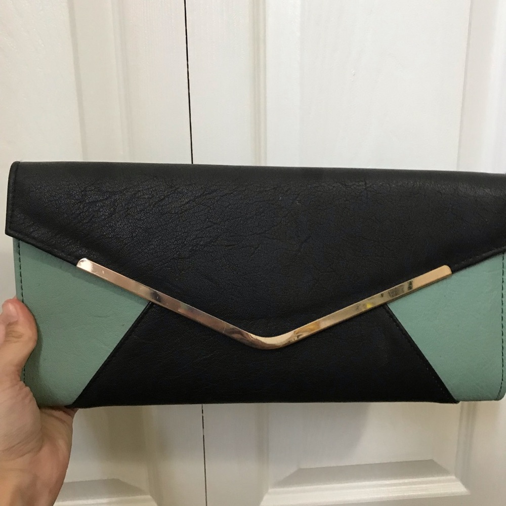 Clutch/shoulder bag